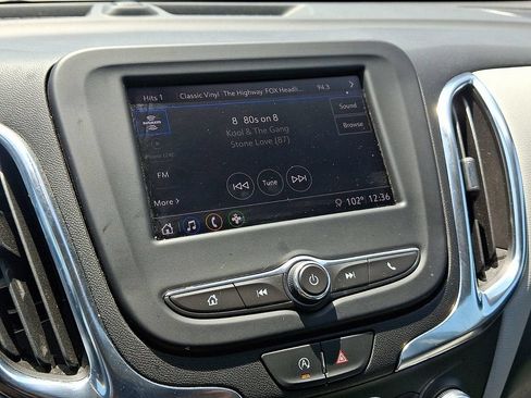 Certified 2024 Chevrolet Equinox LS FWD image 18