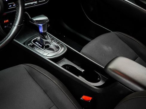 Used 2025 Hyundai Kona SEL image 17