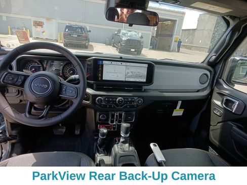 New 2025 Jeep Gladiator Willys image 13