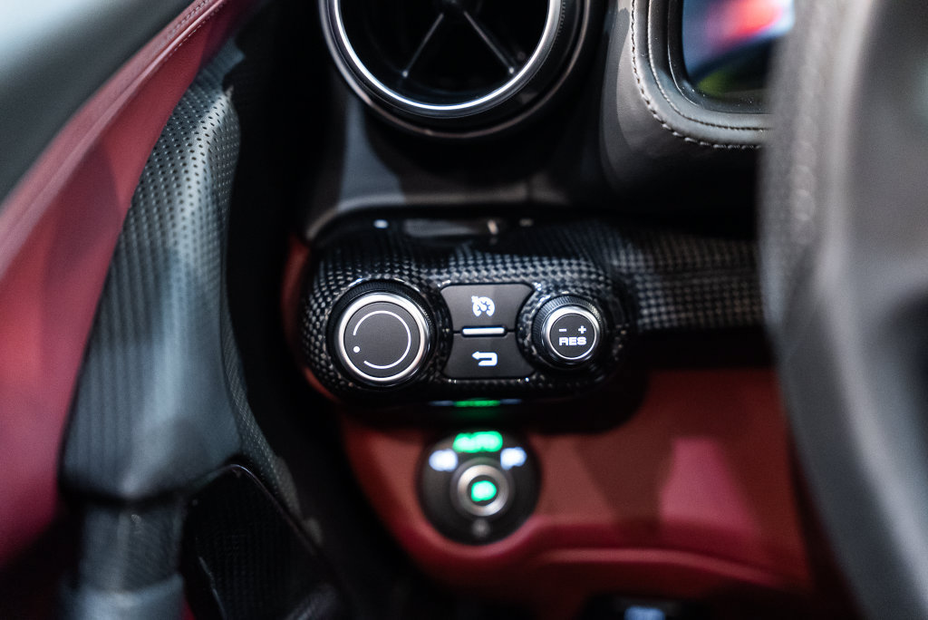 Certified 2023 Ferrari 812 GTS RWD image 36