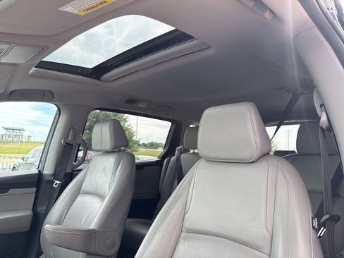 Used 2020 Honda Odyssey EX-L image 9