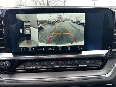 Used 2024 Chevrolet Silverado 1500 High Country w/ Z71 Off-Road Package image 27