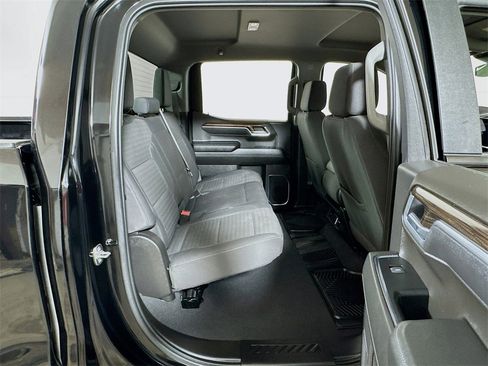 Used 2025 Chevrolet Silverado 1500 LT image 25