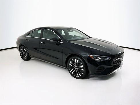 Used 2025 Mercedes-Benz CLA 250 image 1