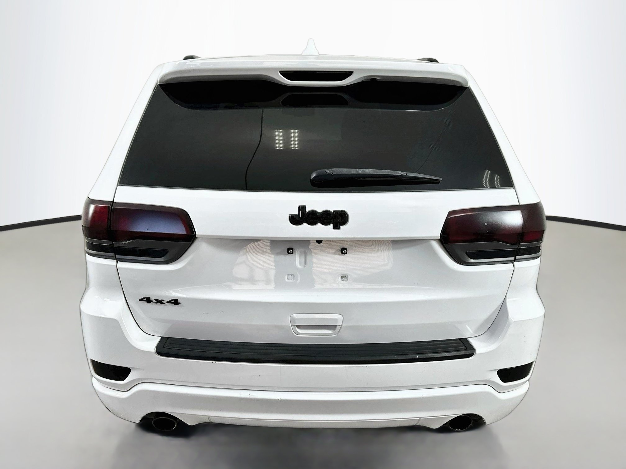 Used 2014 Jeep Grand Cherokee Altitude AWD/4WD image 6