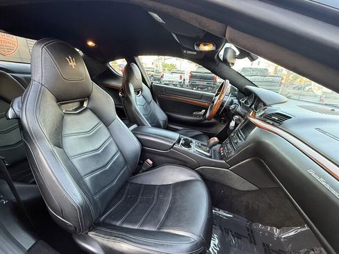 Used 2013 Maserati GranTurismo Sport image 39