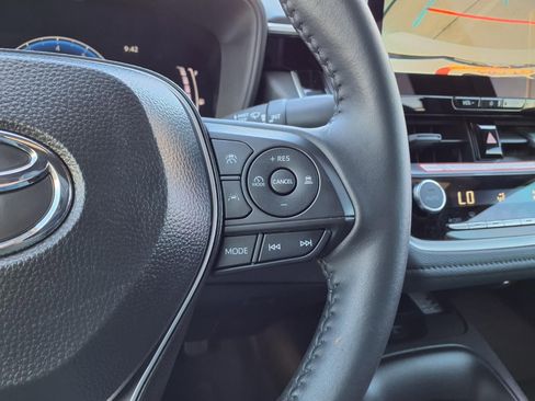 Certified 2025 Toyota Corolla SE w/ SE Premium Package image 23