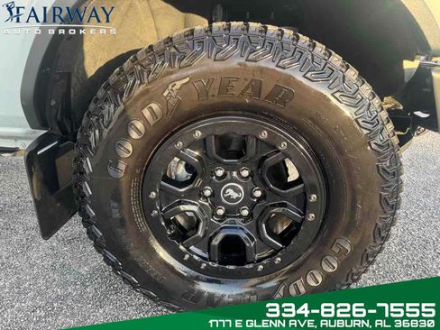 Used 2022 Ford Bronco Wildtrak image 30