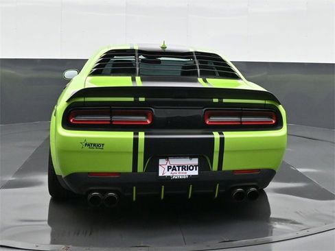 Used 2019 Dodge Challenger SRT Hellcat image 5