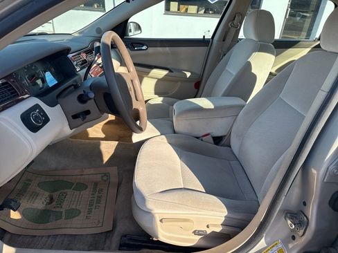 Used 2008 Chevrolet Impala LT image 13