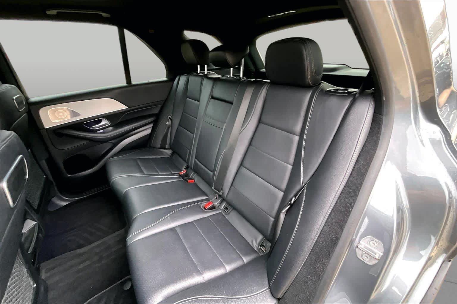 Used 2020 Mercedes-Benz GLE 350 w/ Premium Package image 13