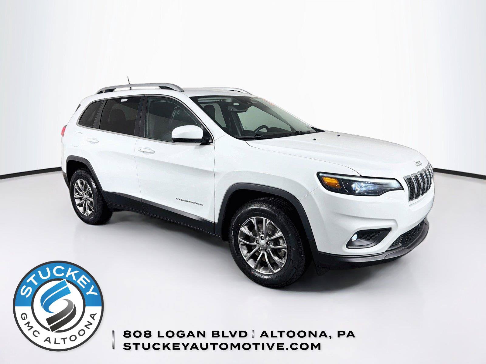Used 2021 Jeep Cherokee Latitude Lux w/ Comfort/Convenience Group AWD/4WD image 1