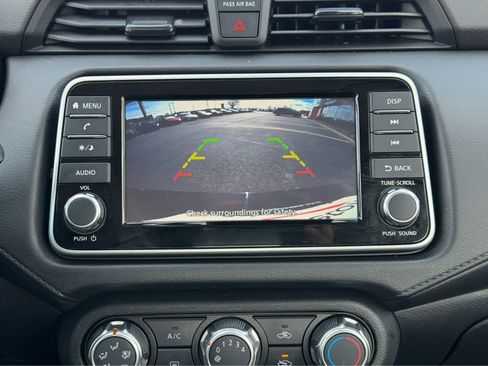 Used 2025 Nissan Versa S w/ S Plus Package image 30