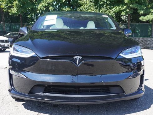 Used 2022 Tesla Model X Plaid AWD/4WD image 11