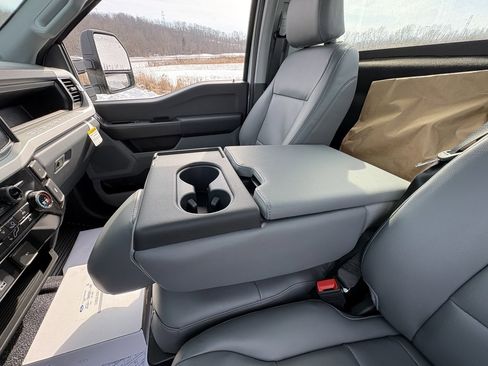 New 2026 Ford F550 4x4 Regular Cab Super Duty w/ Snow Plow Prep Package image 30