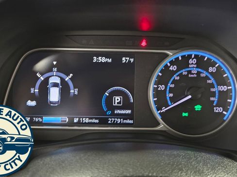 Used 2021 Nissan Leaf SL Plus FWD image 11