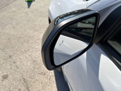 New 2025 Ford Maverick XLT w/ XLT Luxury Package image 13