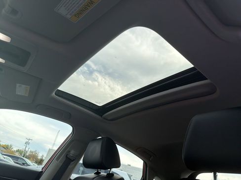 Certified 2024 Honda Civic EX-L image 23