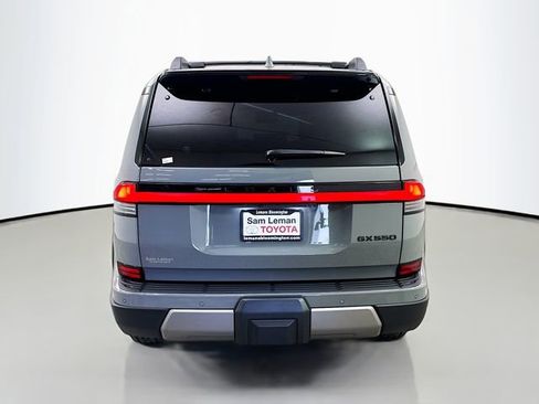 Used 2024 Lexus GX 550 image 6