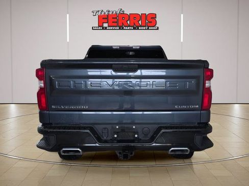 Used 2020 Chevrolet Silverado 1500 Custom Trail Boss w/ Custom Convenience Package AWD/4WD image 4
