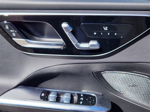New 2025 Mercedes-Benz C 300 4MATIC Sedan image 11