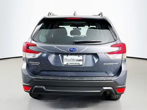 Used 2023 Subaru Forester Premium AWD/4WD image 7