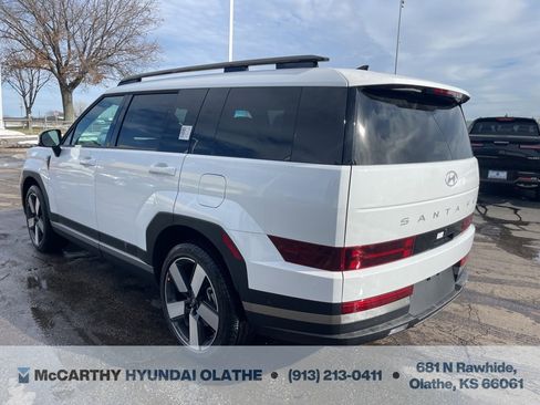 Used 2025 Hyundai Santa Fe Limited image 14