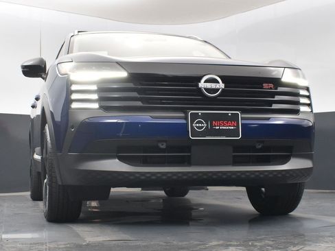 New 2026 Nissan Kicks SR w/ Cold Weather Package image 37