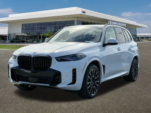New 2026 BMW X5 sDrive40i image 4