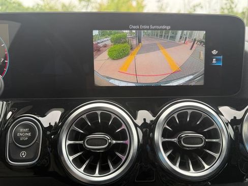 Certified 2023 Mercedes-Benz GLA 250 4MATIC image 30