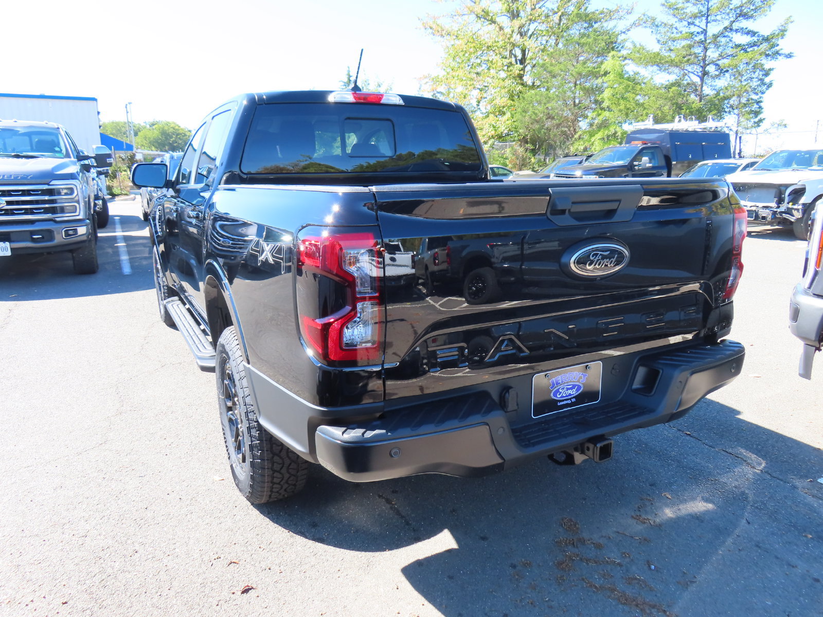New 2026 Ford Ranger Lariat w/ Black Appearance Package AWD/4WD image 6