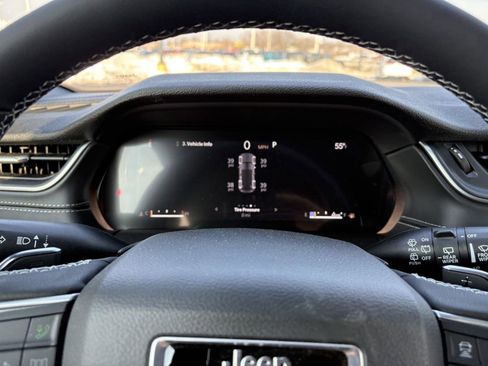 New 2026 Jeep Grand Cherokee Laredo X AWD/4WD image 18