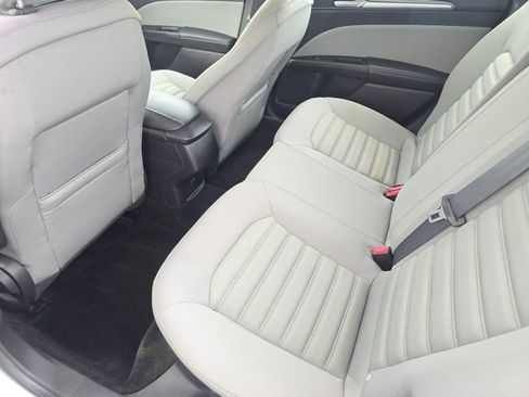 Used 2015 Ford Fusion S FWD image 15