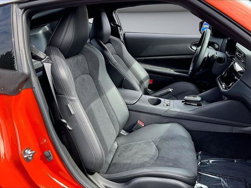 Used 2024 Nissan Z Performance w/ Heritage Edition RWD image 27