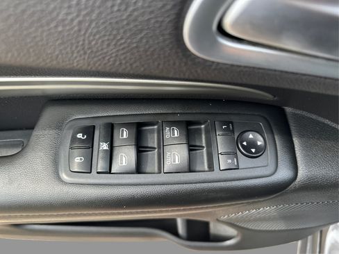Used 2020 Dodge Durango SXT AWD/4WD image 35