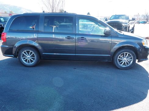 Used 2014 Dodge Grand Caravan R/T w/ Safety Sphere Group image 4
