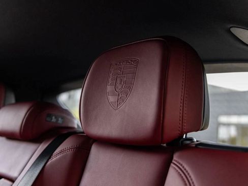 New 2026 Porsche Macan image 85