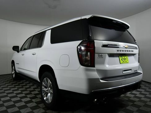 Used 2021 Chevrolet Suburban Premier image 13