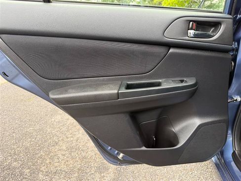 Used 2013 Subaru Impreza 2.0i Premium w/ All-Weather Pkg AWD/4WD image 33