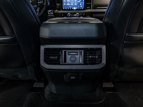 Used 2026 Ford F250 Platinum AWD/4WD image 22