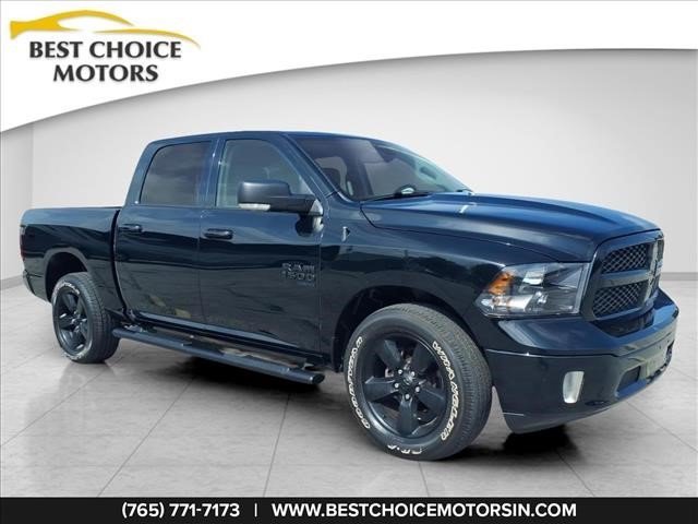 Used 2022 RAM 1500 Classic SLT w/ Electronics Convenience Group AWD/4WD image 1