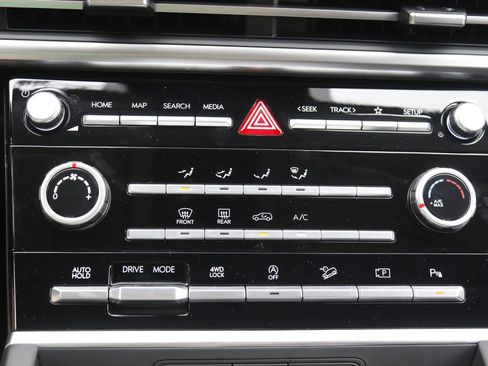 New 2025 Hyundai Santa Fe SE image 25