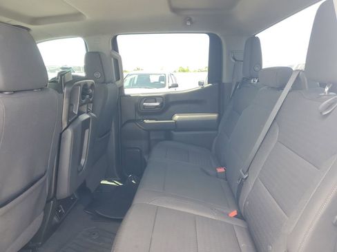 Used 2022 Chevrolet Silverado 1500 Custom image 9