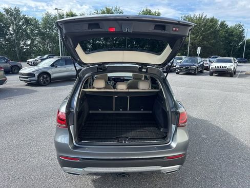 Used 2021 Mercedes-Benz GLC 300 4MATIC image 10