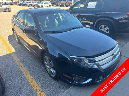 Used 2010 Ford Fusion Sport FWD image 3