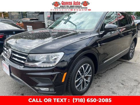 Used 2018 Volkswagen Tiguan SE image 2