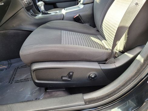 Used 2017 Dodge Charger R/T w/ Navigation & Travel Group image 15