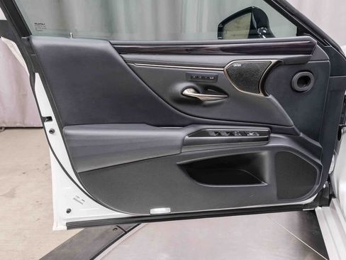 Used 2019 Lexus ES 350 image 20