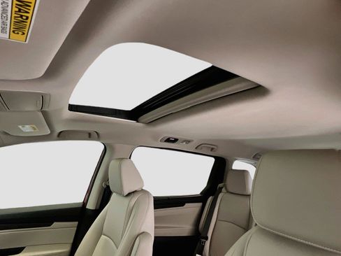 New 2026 Honda Odyssey EX-L image 17
