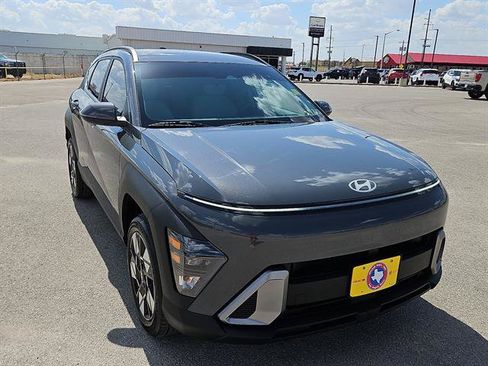 Used 2025 Hyundai Kona SEL AWD/4WD image 6